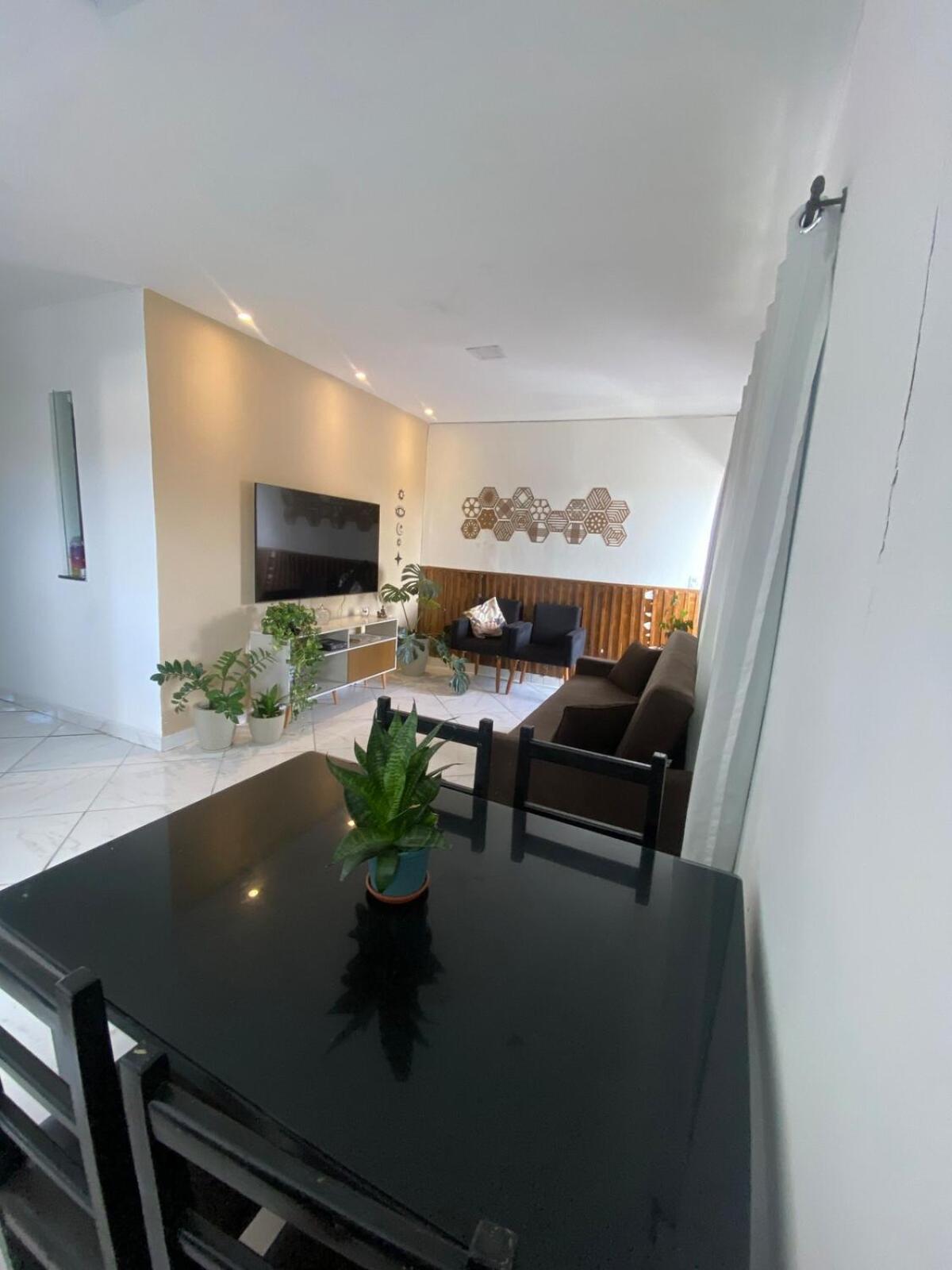 3 Bedroom Apartment *